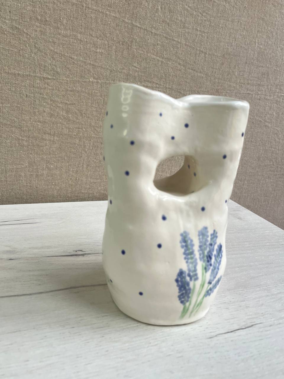 Ваза handmade «Лавандовая нежность: дыхание света»